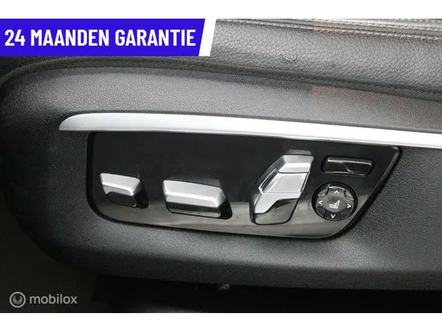 BMW 7 Serie 750Li xDrive High Executive 2015 Benzine 29