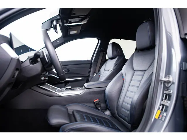 BMW 3 Serie Touring 330e 2025 Hybride Benzine 4