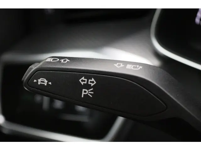 Audi RS6 Avant 4.0 TFSI Quattro 600 PK 2020 Benzine 52