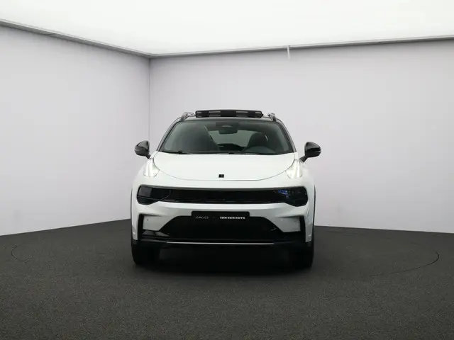 Lynk & Co 01 1.5 More 2025 Hybride Benzine 17