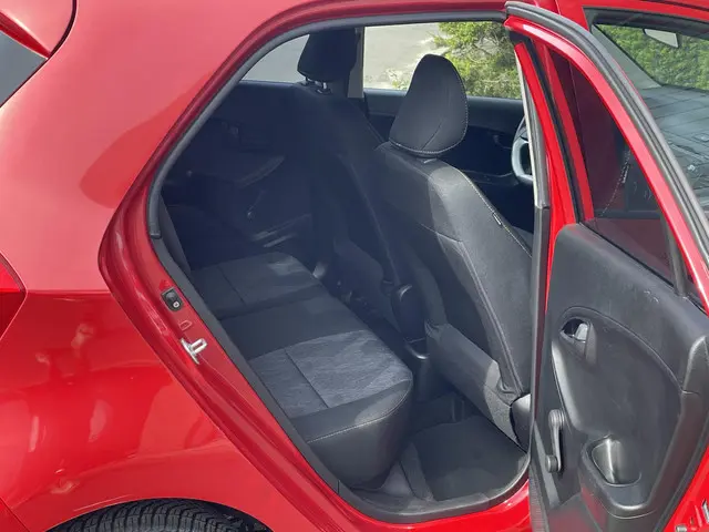 Kia Picanto 1.0 CVVT ISG Comfort Pack 2014 Benzine 13