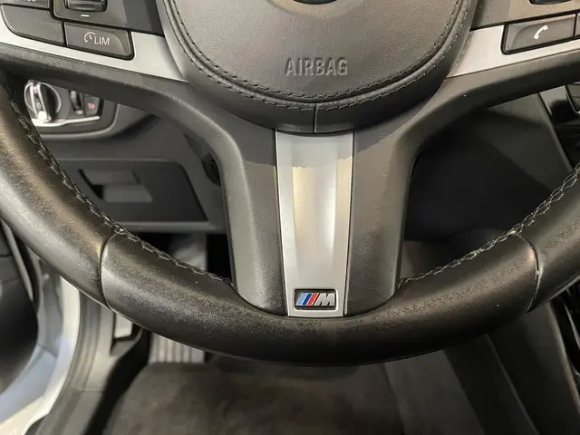 BMW X3 xDrive20i High Executive 2019 Benzine 33