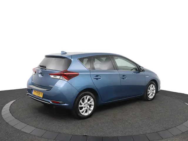 Toyota Auris 1.8 Hybrid Dynamic 2018 Hybride Benzine 2