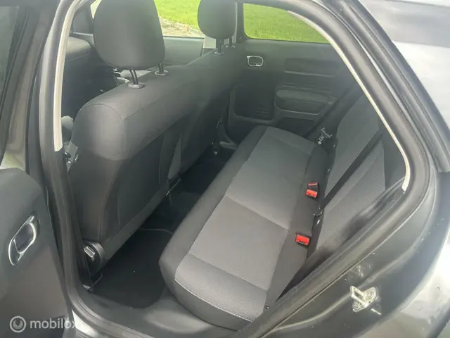 Citroën C4 Cactus 1.2 e-VTi Shine 2014 Benzine 7