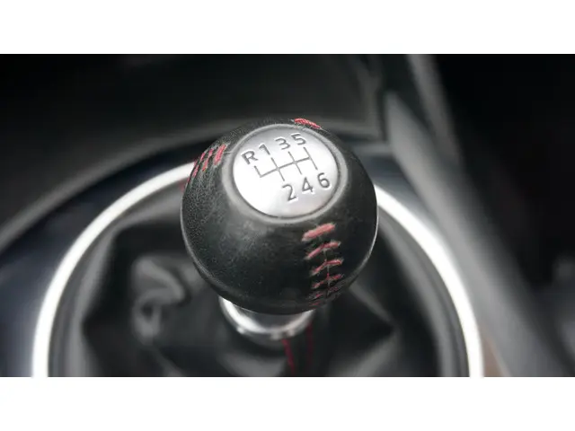 Mazda MX-5 2.0 SkyActiv-G 184PK GT-M 2019 Benzine 32