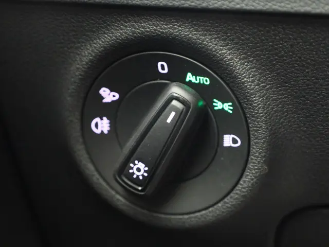 Škoda Karoq 1.5TSI/150PK ACT Sportline DSG 2023 Benzine 22