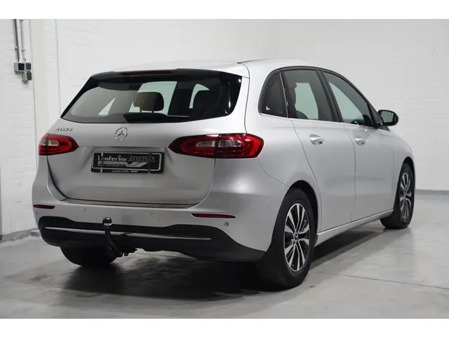 Mercedes-Benz B-Klasse 180d Style 2019 Diesel 4