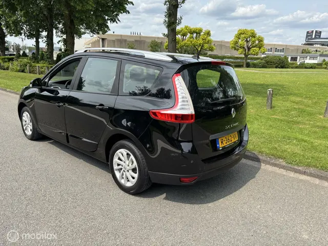 Renault Grand Scénic 1.2 TCe Authentique 7p. 2014 Benzine 30