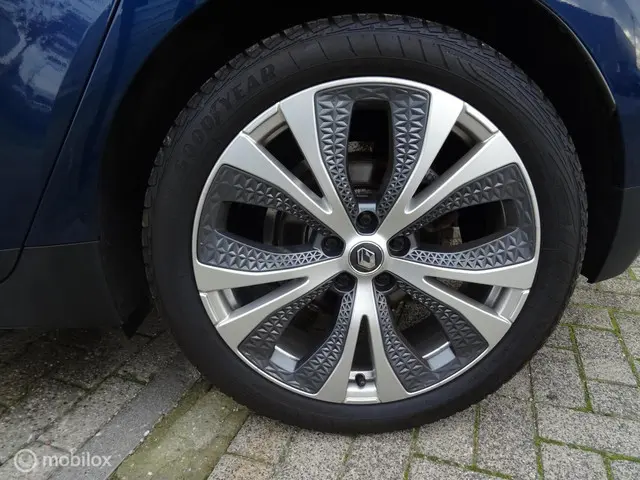 Renault Scénic TCe 130 Intens 2018 Benzine 8