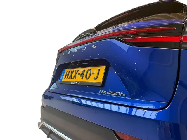Lexus NX 450h+ AWD F SPORT Line 2025 Hybride Benzine 47