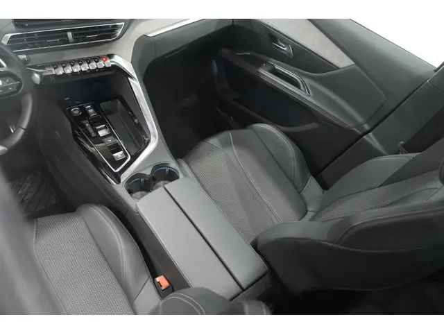Peugeot 3008 HYbrid4 300 GT 2023 Hybride Benzine 54