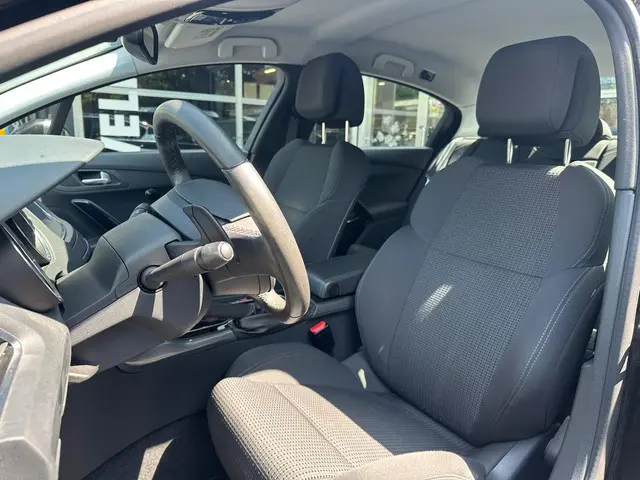 Peugeot 508 1.6 e-THP Blue Lease Executive 2014 Benzine 11