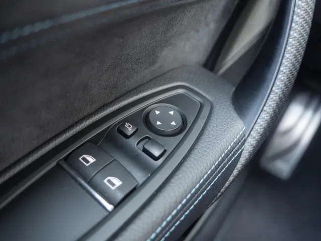 BMW 2 Serie Coupé M2 Competition 2020 Benzine 35