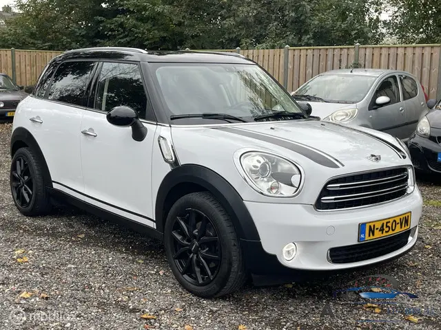 MINI Countryman 1.6 Cooper Knockout Edition 2015 Benzine 3