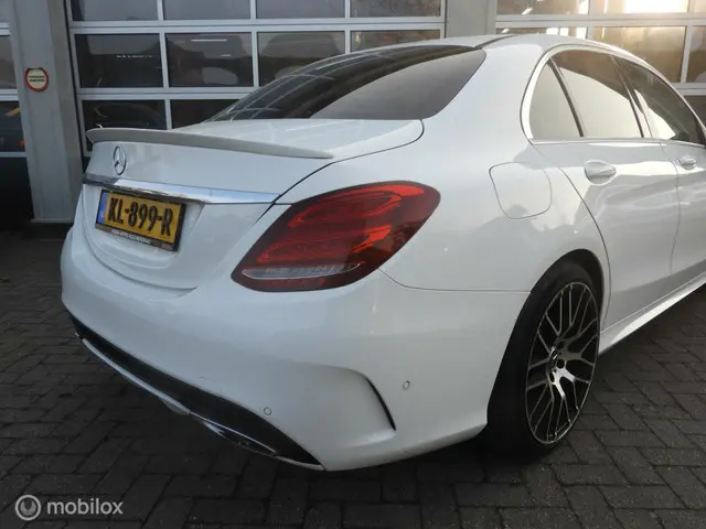Mercedes-Benz C-Klasse 180 AMG Pakket , Xenon 2014 Benzine 7