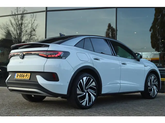 Volkswagen ID.5 PRO 77KWH 2022 Elektrisch 2