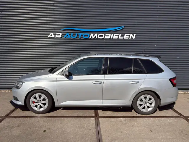 Škoda Fabia Combi 1.2 TSI Ambition 2015 Benzine 2