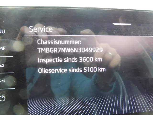Škoda Kamiq 1.0 TSI Business Edition 2022 Benzine 11