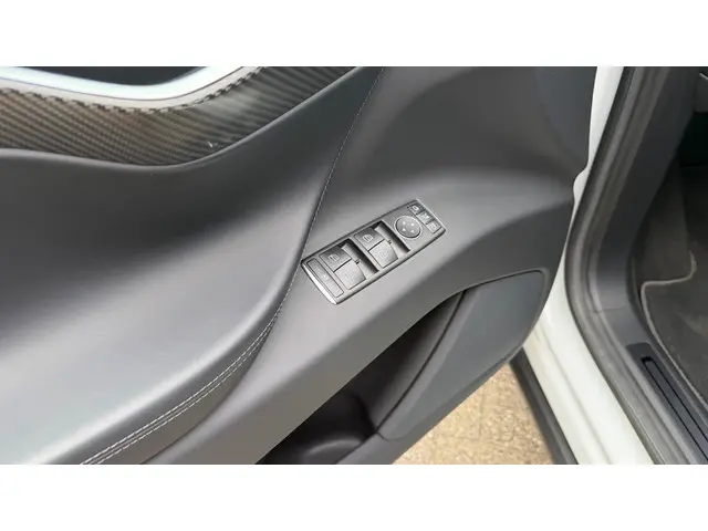 Tesla Model X 75D Base 2018 Elektrisch 8