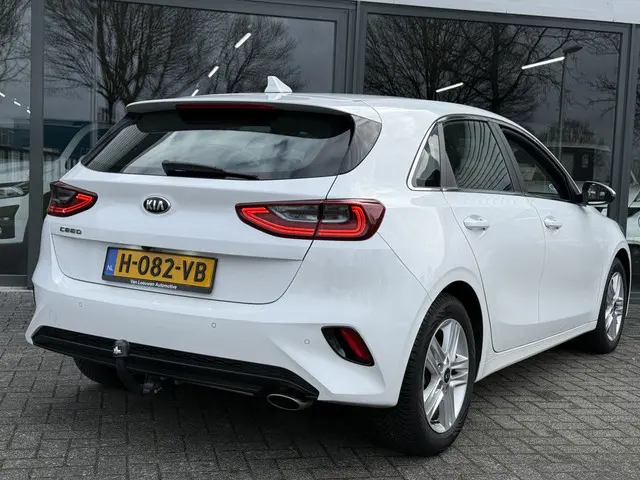 Kia Ceed 1.0 T-GDi DynamicLine 2020 Benzine 17