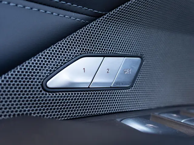 BMW M4 Cabrio xDrive Competition 2022 Benzine 35