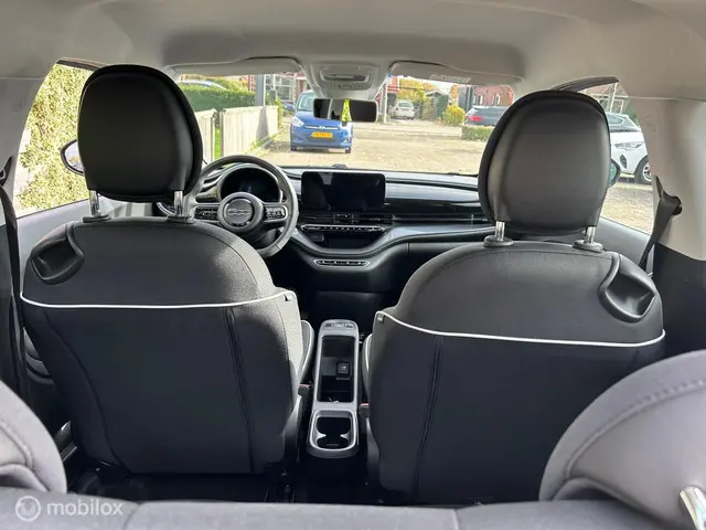 Fiat 500e Urban 42 kWh Nederlandse auto! 2023 Elektrisch 7