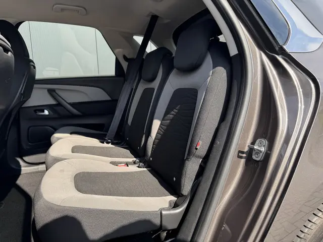 Citroën C4 Picasso 1.2 PureTech Intensive 2016 Benzine 5