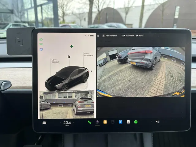 Tesla Model Y Long Range AWD 75 kWh 2023 Elektrisch 24