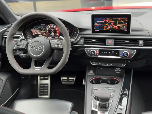 Audi RS4 Avant 2.9 TFSI quattro 2018 Benzine 22