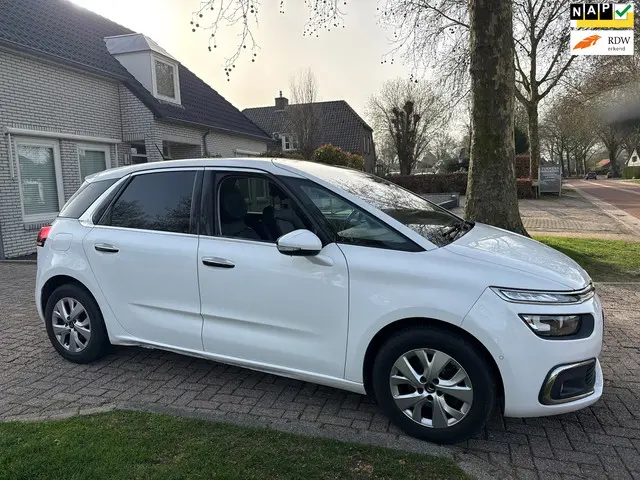 Citroën C4 Picasso 1.2 PureTech Business 2017 Benzine