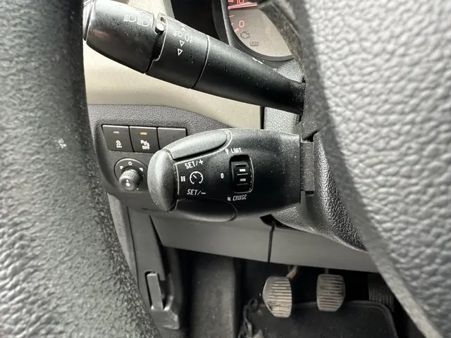 Peugeot Partner Tepee 1.6 VTi Style 2014 Benzine 19