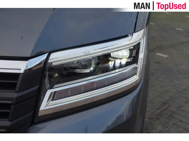 Volkswagen Crafter 35 2.0 TDI L4H3 Highline 2022 Diesel 5