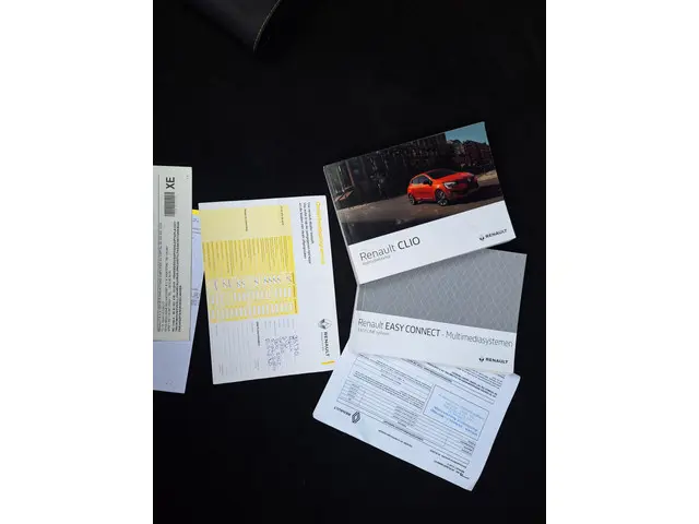 Renault Clio 1.0 TCe Zen 2022 Benzine 22