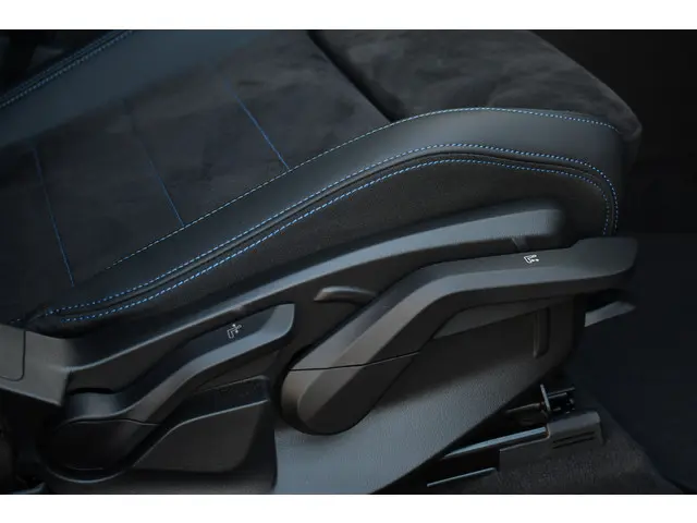 BMW X1 xDrive25e M-Sport 2024 Hybride Benzine 41