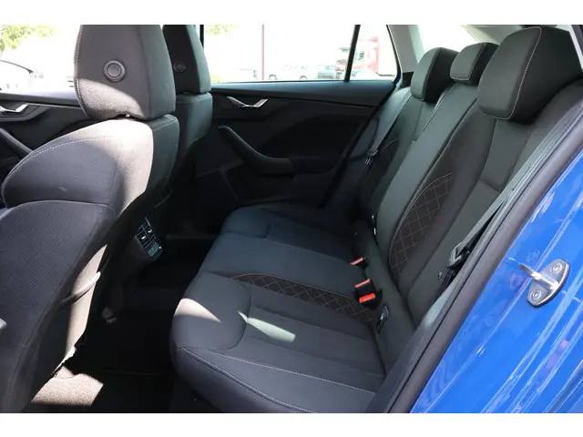 Škoda Scala 1.0 TSI Ambition 2021 Benzine 14