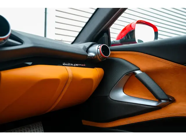 Ferrari 812 Superfast 6.5 V12 HELE 2019 Benzine 24