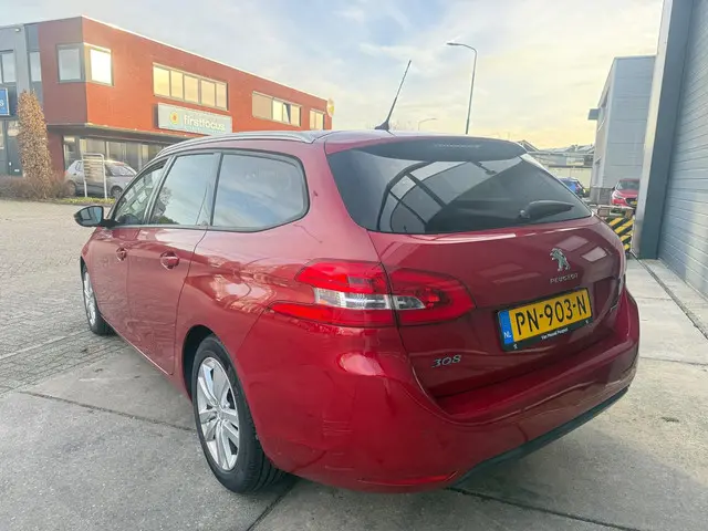 Peugeot 308 SW 1.2 PureTech Blue Lion 2017 Benzine 3