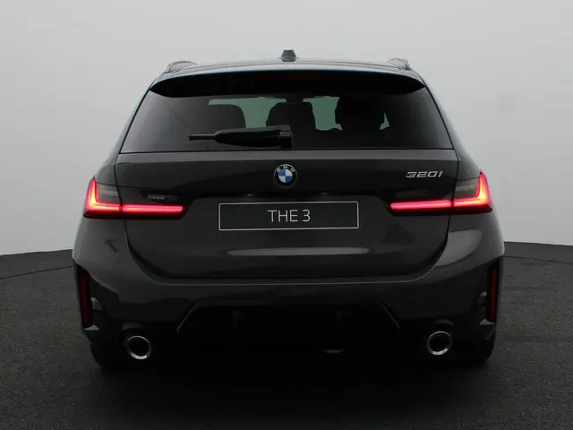 BMW 3 Serie Touring 320i 2025 Benzine 5