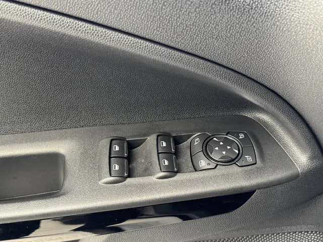 Ford EcoSport 1.0 EcoBoost Titanium 2022 Benzine 18