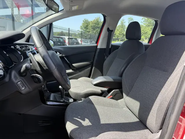 Citroën C3 1.2 PureTech Collection 2015 Benzine 6