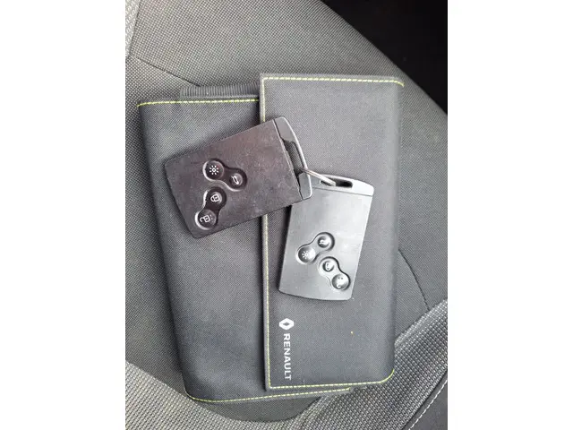 Renault Captur 1.2 TCe Intens TREKHAAK 2017 Benzine 16