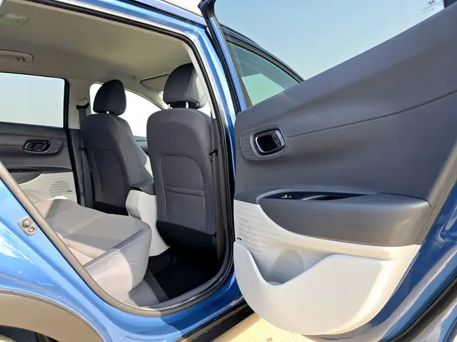 Hyundai Bayon 1.0 T-GDI Premium Sky 2025 Benzine 34