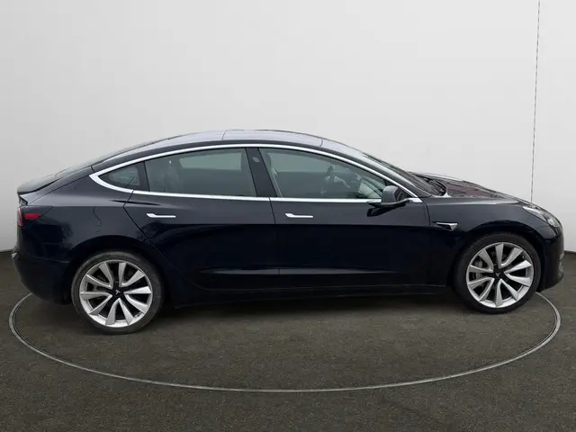 Tesla Model 3 Long Range AWD 75 kWh 2019 Elektrisch 30
