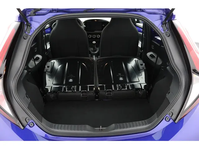 Toyota Aygo X 1.0 VVT-i MT Play 2024 Benzine 26