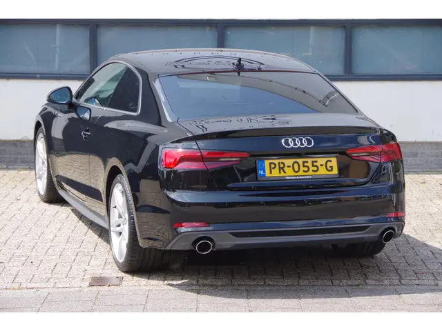 Audi A5 Coupé 2.0 TFSI ultra Launch Edition 2017 Benzine 4