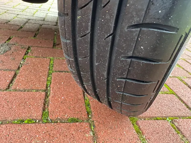 Peugeot 107 1.0 Active 93.000 KM AIRCO 2013 Benzine 8