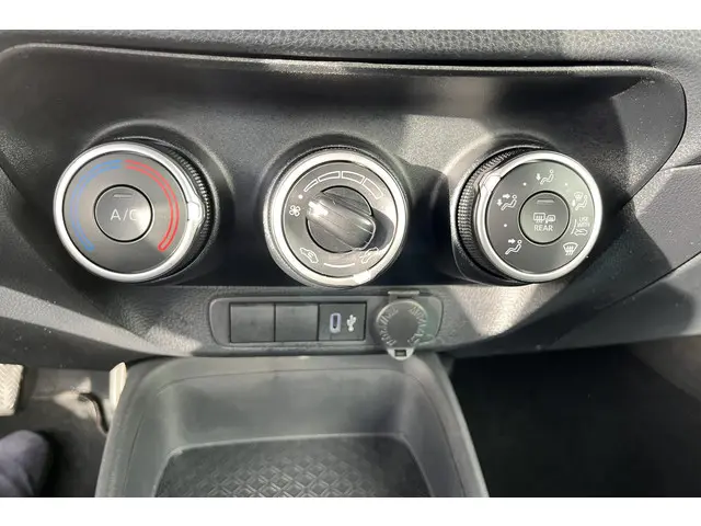 Toyota Aygo X 1.0 VVT-i MT Play 2024 Benzine 19