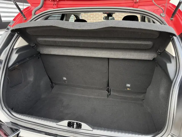 Citroën C3 1.2 PureTech S&S Shine 2018 Benzine 22