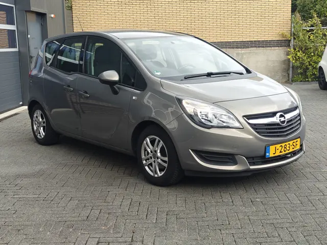 Opel Meriva 1.4 Berlin 2014 Benzine 3