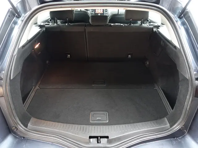 Renault Mégane Estate 1.2 TCe Intens- 2018 Benzine 28